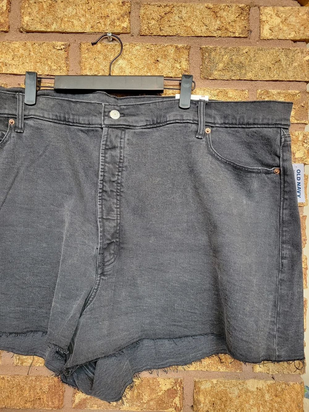 Old Navy Sky-Hi A-Line Black Cutoff Raw Hem Jean Shorts Size 28 Plus